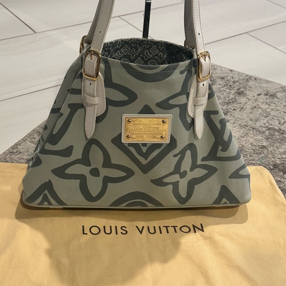 Preowned Louis Vuitton Tahitienne Limited Edition Tote - Picture 2 of 15